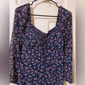 Beautiful Lily Rose Dress size small. Perfect for spring or summer!